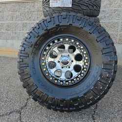 17" KM237 Beadlocks w/ 37x12.50R17 Nitto Trail Grappler tires 17"/ 37"