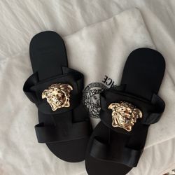 Versace Genuine Leather Sandal Size 7,5-8