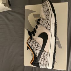 Brand New SB Dunk Low Olympic Safaeri