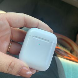 One ear bud 