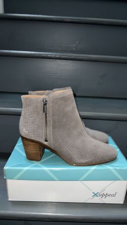 Lucky Brand Gray Bootie