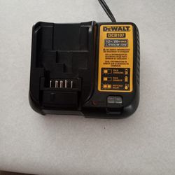 DeWalt DCB107 12v/20v Lithium Ion Battery Charger 