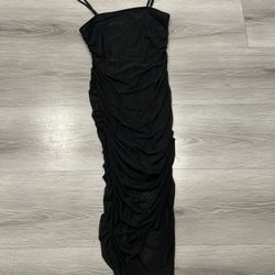 Long Black Winkle Fish Tail Dress