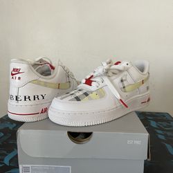 Nike Air Force 1
