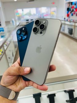 iPhone 15 pro max 256gb unlocked