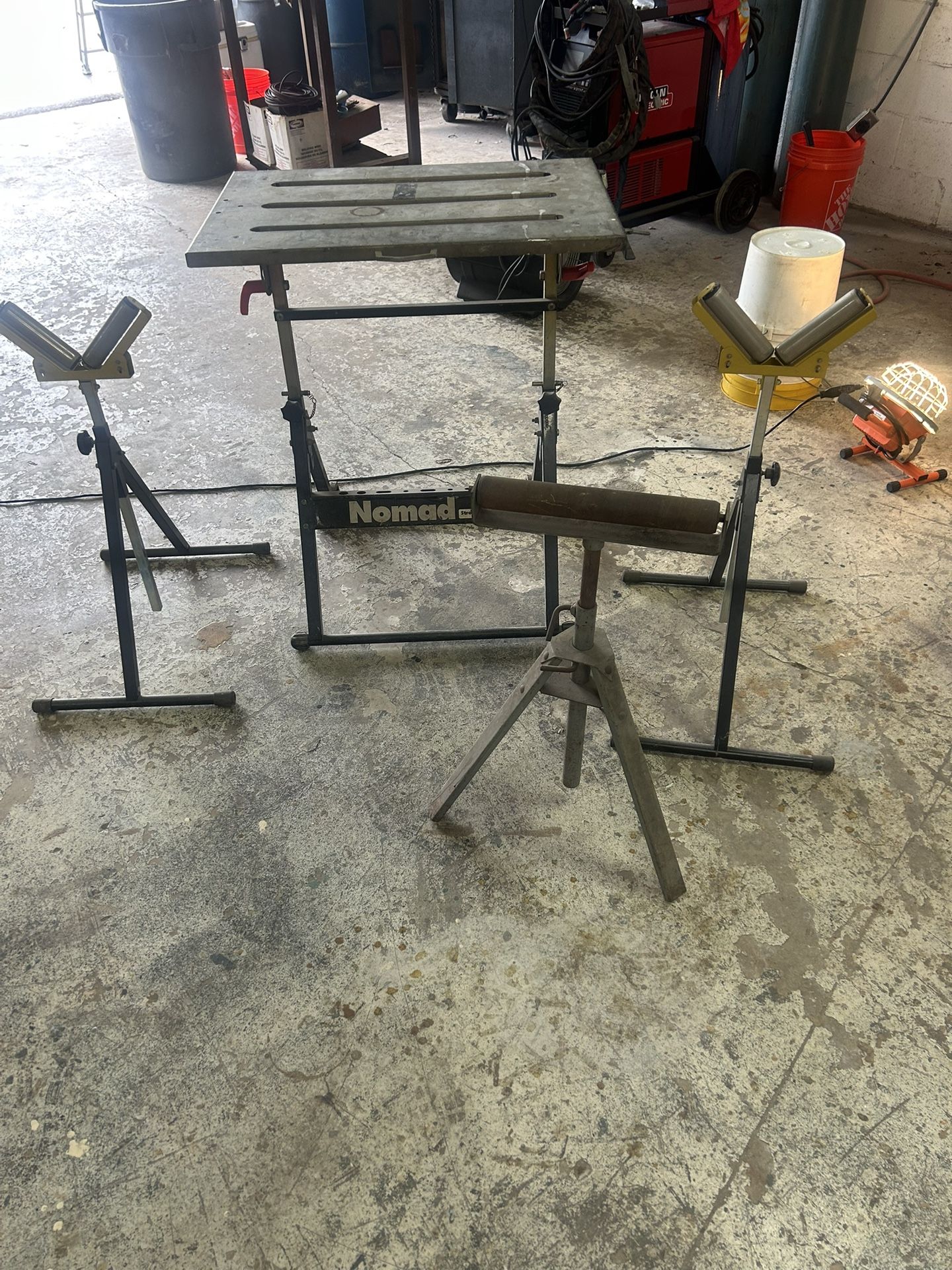 Portable Welding Table And Stands