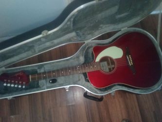 Fender Sonoran acoustic guitar with case