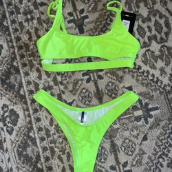 NEW WITH TAGS Fashion Nova Bikini Set