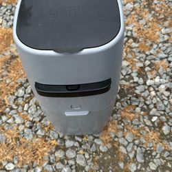 Small Cat Litter Disposal 