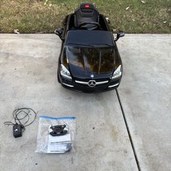 Kids 6V Licensed Mercedes SLK 350 Ride-on Car with Remote W/ BRAND NEW battery