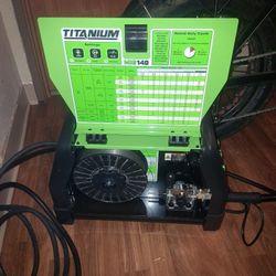 Titanium Mig 140 Welder
