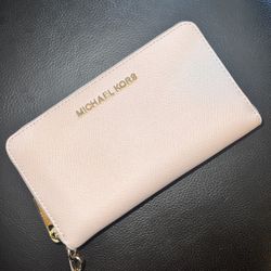 Brand New Michael Kors Hand Wallet
