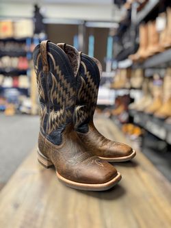 Ariat Western Boots Cowboy Brown Sz 8 EE