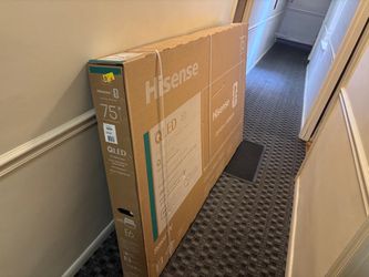 NEW/SEALED Hisense 75" Class E6SR Series Hi-QLED 4K UHD Smart Roku TV (75E6SR, 2026 Model)