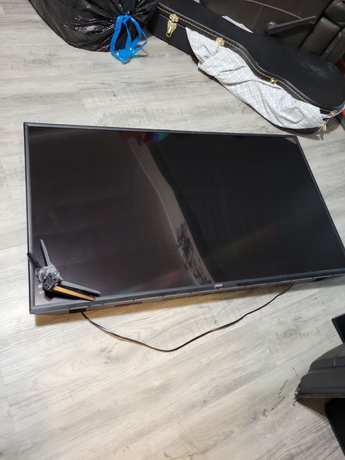 Broken, Free 55" vizio Smart TV