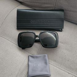 Dior  sunglasses like new