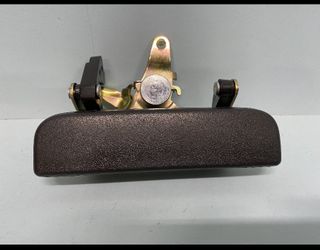 1986-1993 Mazda pickup tailgate handle