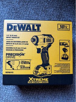 DeWalt Impact Driver Kit