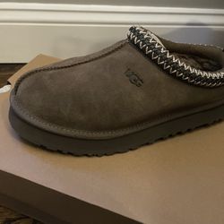 Kids Ugg Tazz NIB (size 6, fits women’s 7)