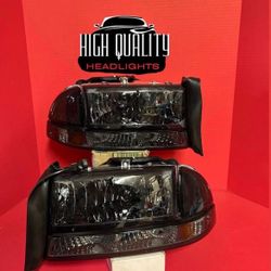 Dodge Dakota  1997  2004 headlights