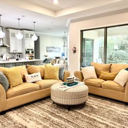 Gorgeous Rooms To Go sofas 