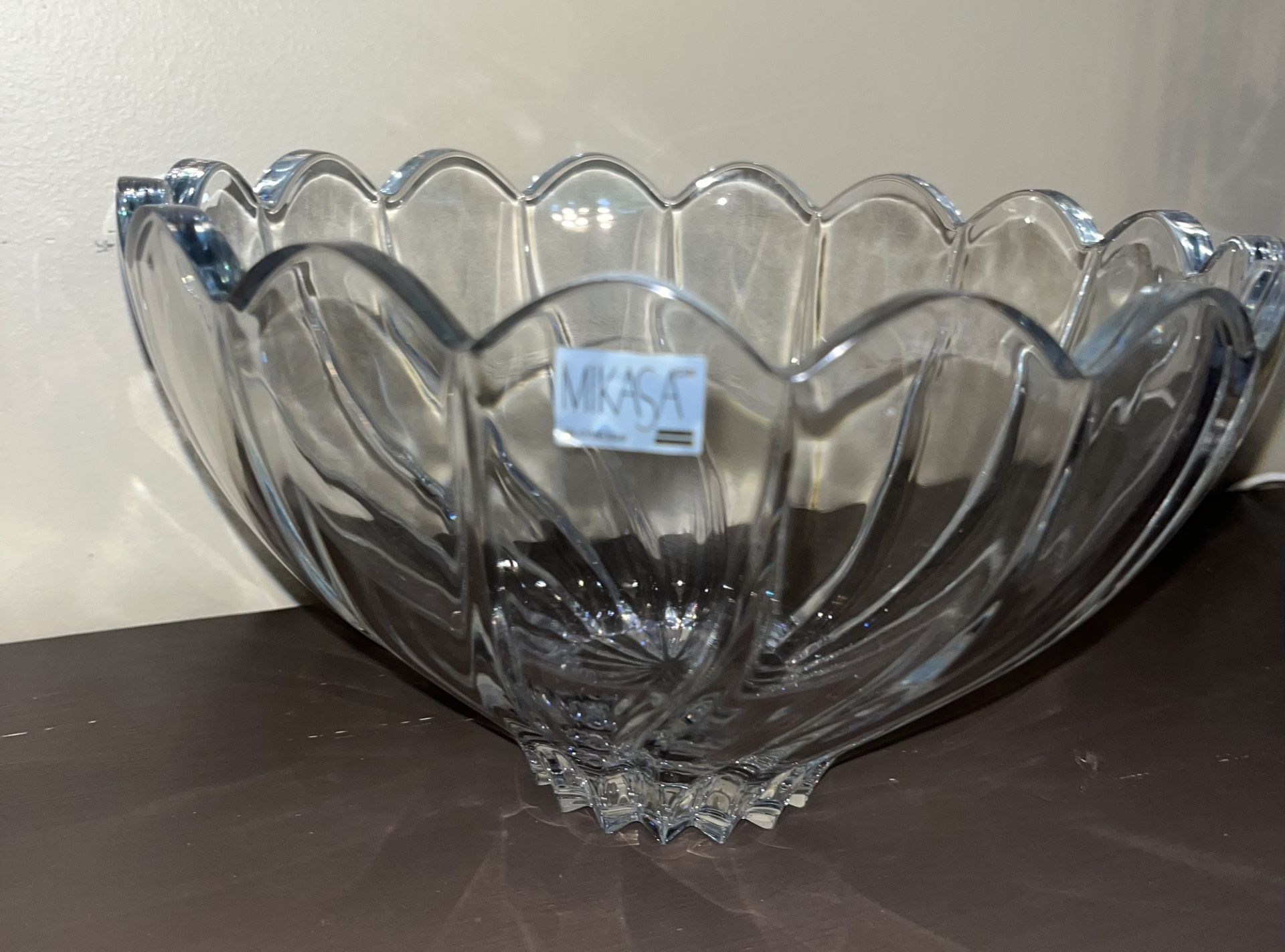 Mint Condition, Vintage Rare Mikasa Swirl-Pattern Crystal Bowl