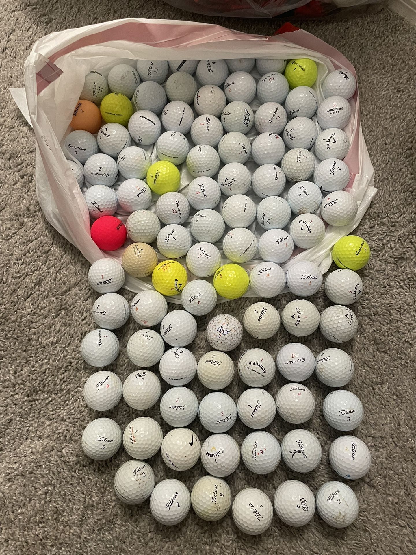 105 Golf Balls Majority Are Titleist Prov1 Prov1x