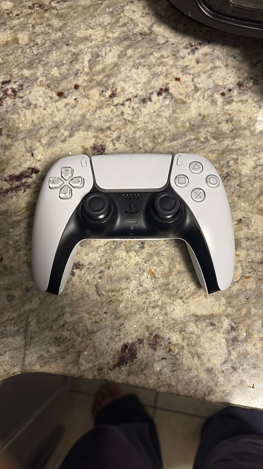 Dual sense wireless controller almost new