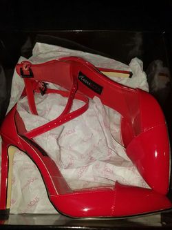 Size 71/2 high heels