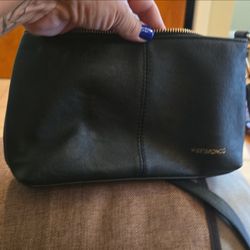 WESTBRONCO Black Small Crossbody Bag Zip Closure Adjustable Strap Pockets