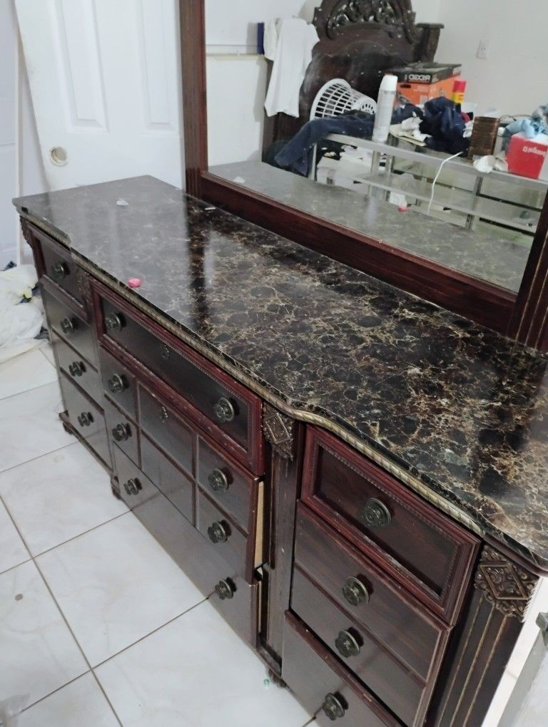 Dresser For Free
