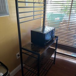 Baker’s Rack
