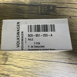 OEM Accessory Power Relay Control Module #523 for VW 2012-2019 Beetle 2011-2014 Jetta OE: 5C0-951-253-A 5C0951253A