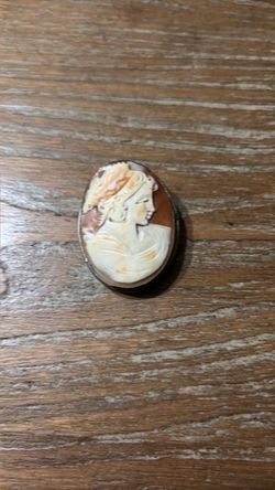 Antique cameo charm n earrings