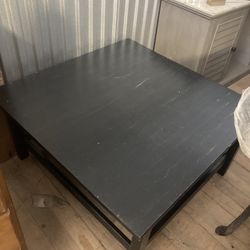 Large Coffee/puzzle Table