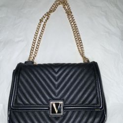Victoria's Secret Pebbled V-Quilt Bond Street  Chain Shoulder Bag Gold Black