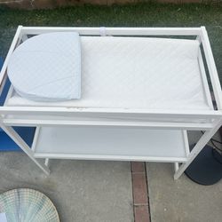 Baby Changing Table White MAKE ME AN OFFER