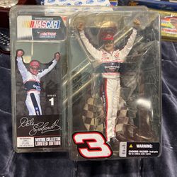 Dale Earnhardt  Action Figure 2003 Limited Edition 21,481 Of 66,276