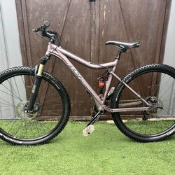 Lenz Levitation Sport full suspension mountain bike 29er