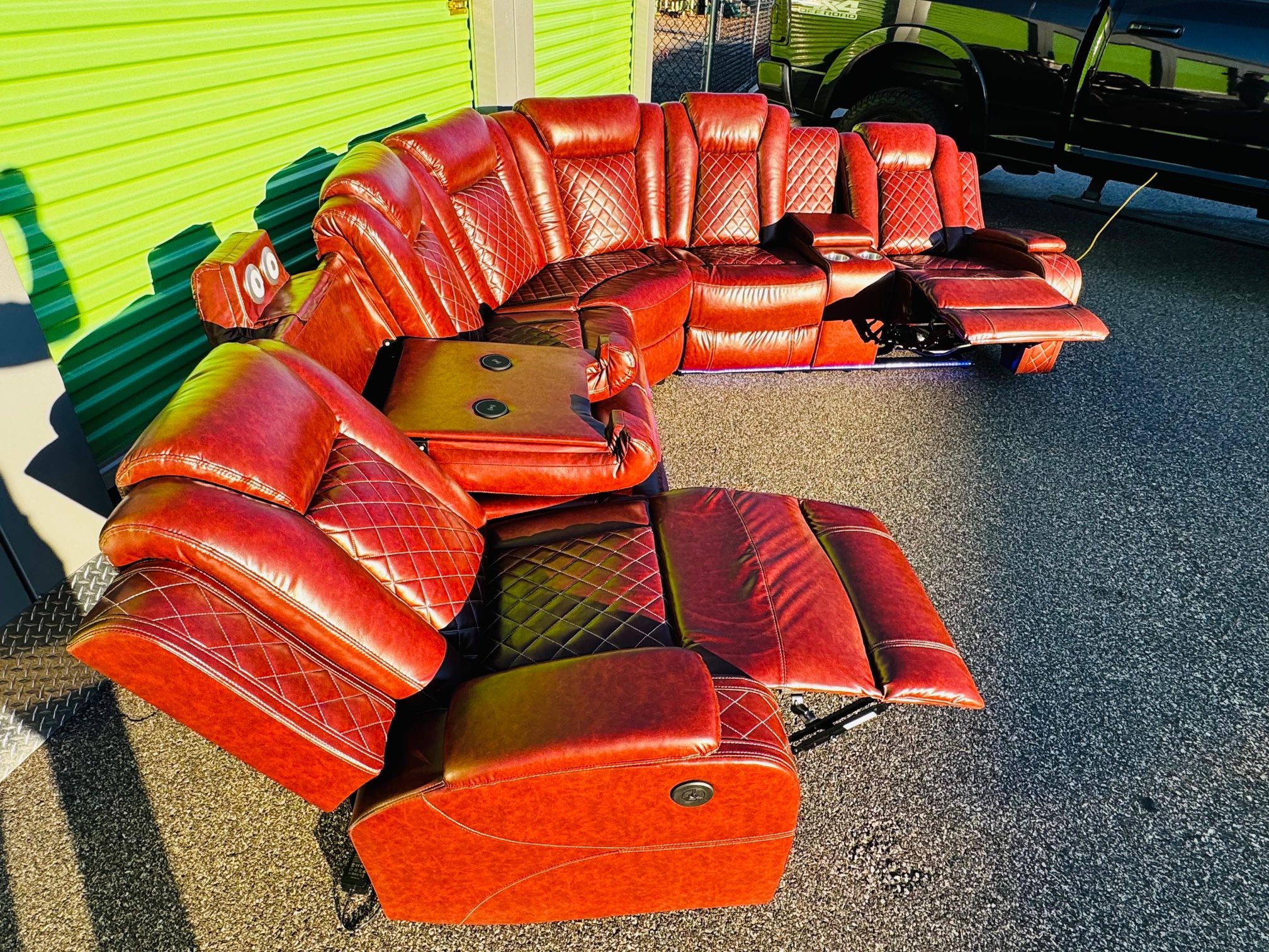 FREE DELIVERY π AND INSTALLATION - BRAND NEW π IN π¦ BROWN LEATHER POWER RECLINER 3-PCs SECTIONAL