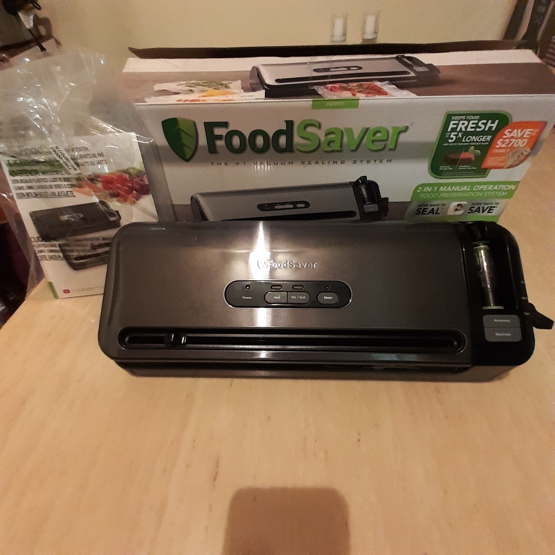 FoodSaver vacuum sealer system new