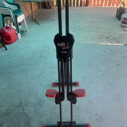 MaxiClimber Sport, a vertical climbing exercise machine