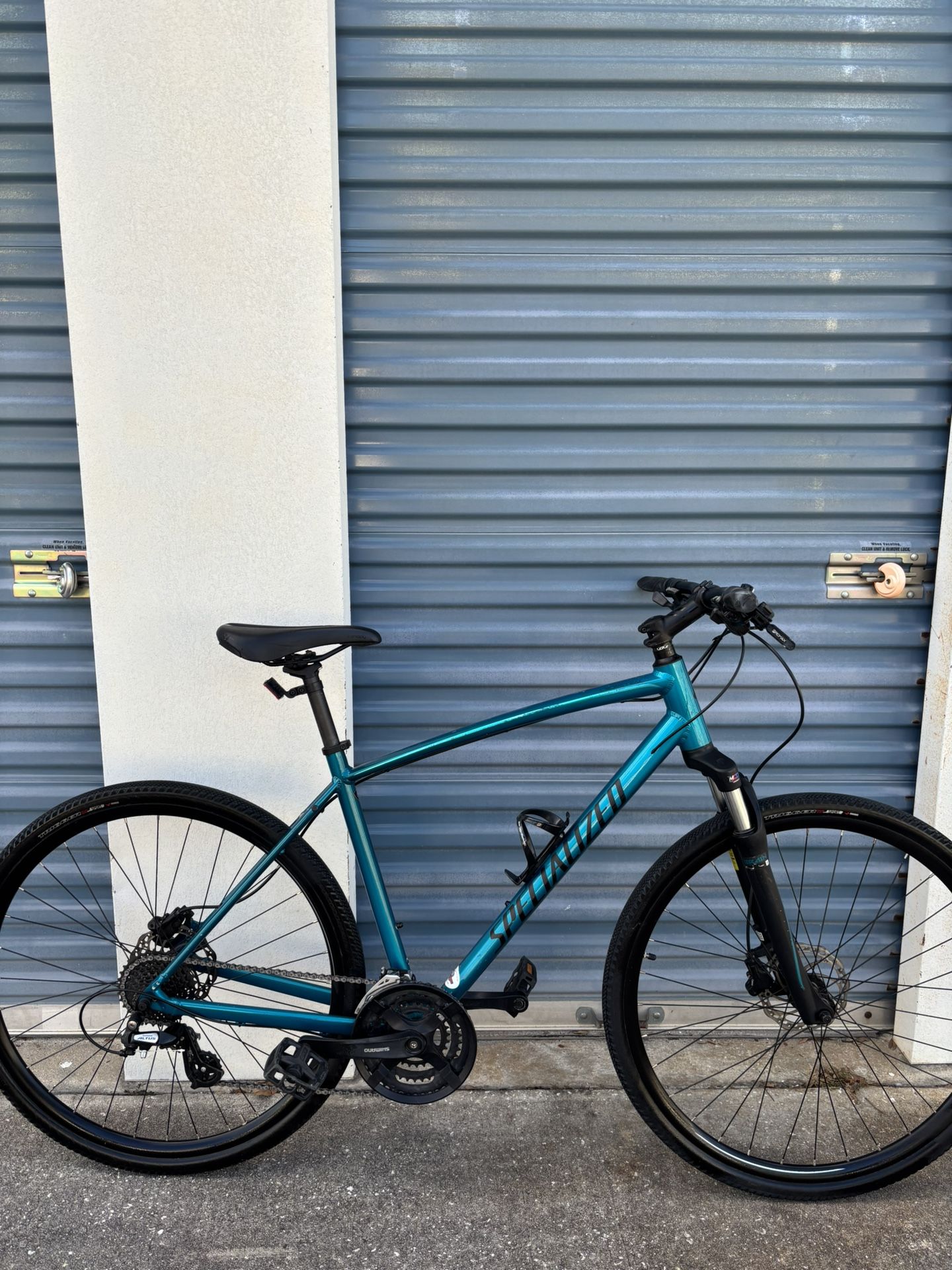 Specialized Crosstrail Hybrid Bike