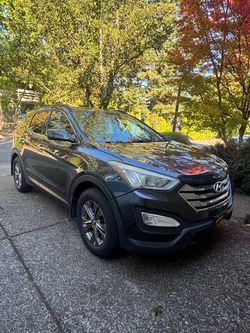 Hyundai Santa Fe SUV Dark Gray