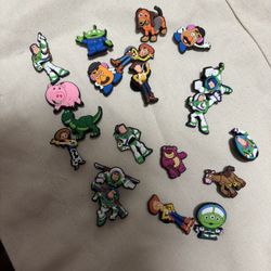 Buzz Lighter Croc Charms