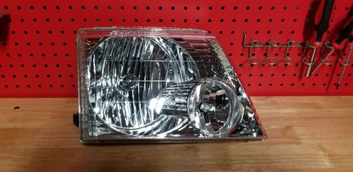 Ford Explorer headlight OEM RH