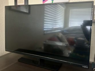 Sony Vizio 28” Smart TV