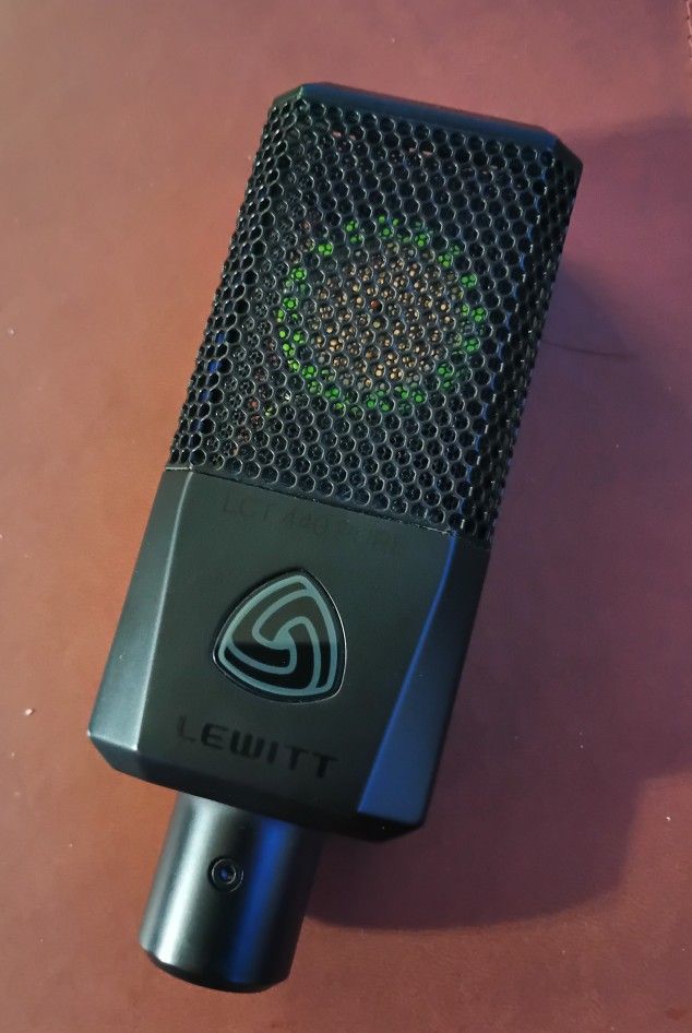 Lewitt 440 Pure Condenser Microphone
