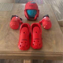 MARTIAL ARTS PROTECTIVE EQUIPMENT  Youth Size