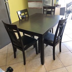 Meza Nueva 4 Sillas